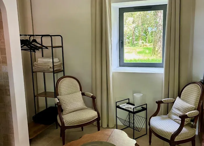 Chateau De Lestang فندق مبيت وإفطار Savignac (Aveyron)