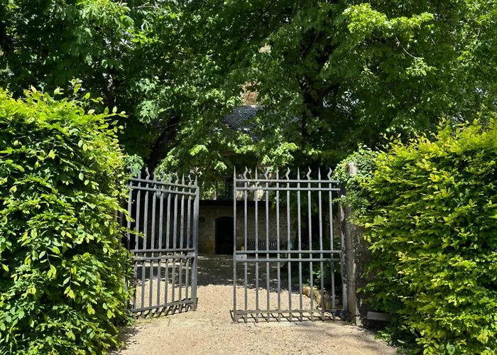 Chateau De Lestang فندق مبيت وإفطار