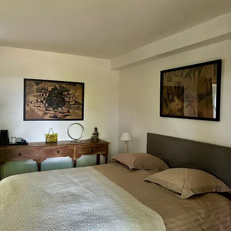 Chateau De Lestang Savignac (Aveyron)